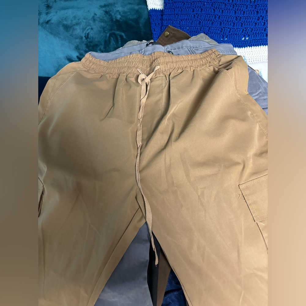 Drawstring cargos - Picture 2 of 2